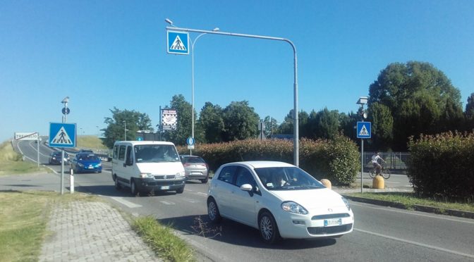 ATTRAVERSAMENTO PEDONALE ISTITUTO ARCHIMEDE