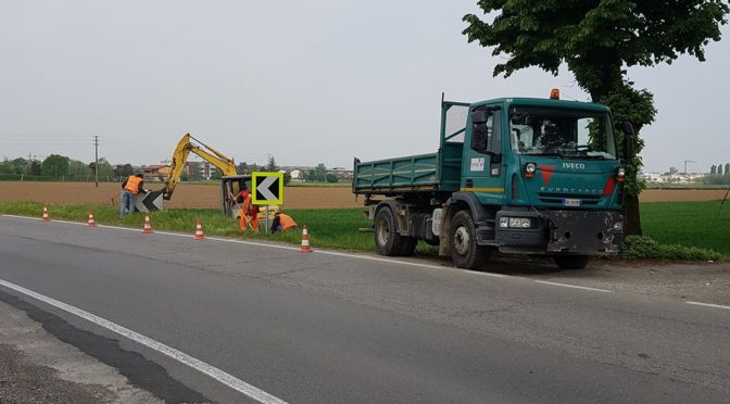 VIA PAGAZZANO POTENZIATA LA SEGNALETICA