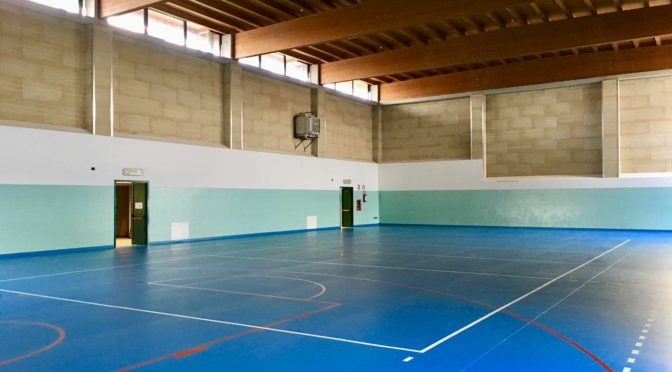 LA PALESTRA DELLA GEROMINA HA UNA NUOVA PAVIMENTAZIONE