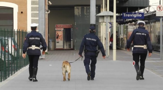 CANE ANTIDROGA: I CONTROLLI DEL TERRITORIO FUNZIONANO!